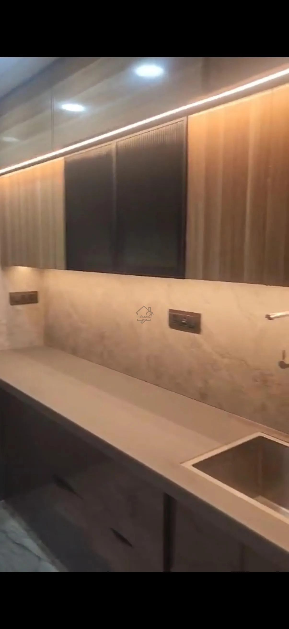 4Bhk Flat for sale in Pitampura, Delhi